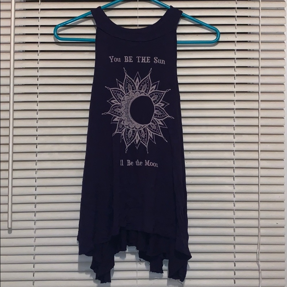 Gage USA tank top.